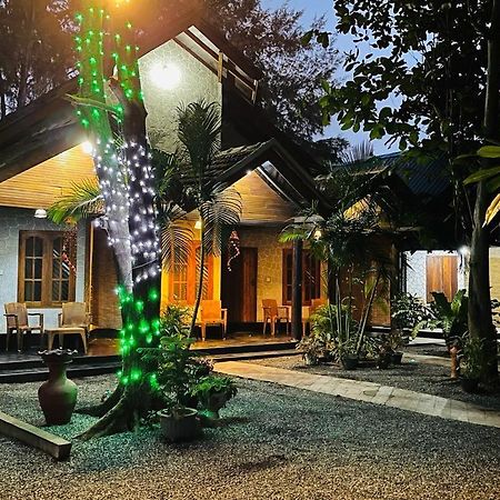 New Roy Guest House Kalkudah  Exterior foto