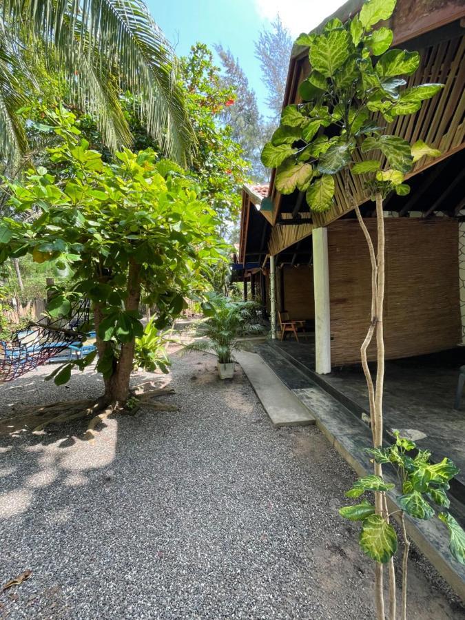 New Roy Guest House Kalkudah  Exterior foto